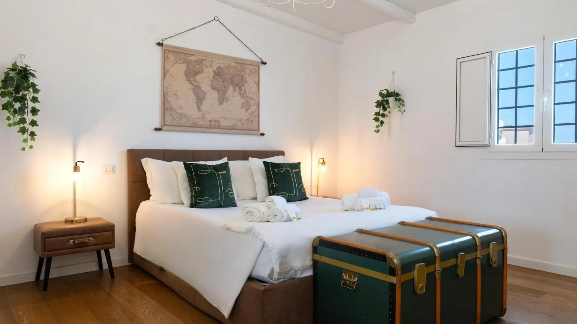 150Mq Rooftop Paradise - Spacious Private Terrace Bari 0*,  Italia